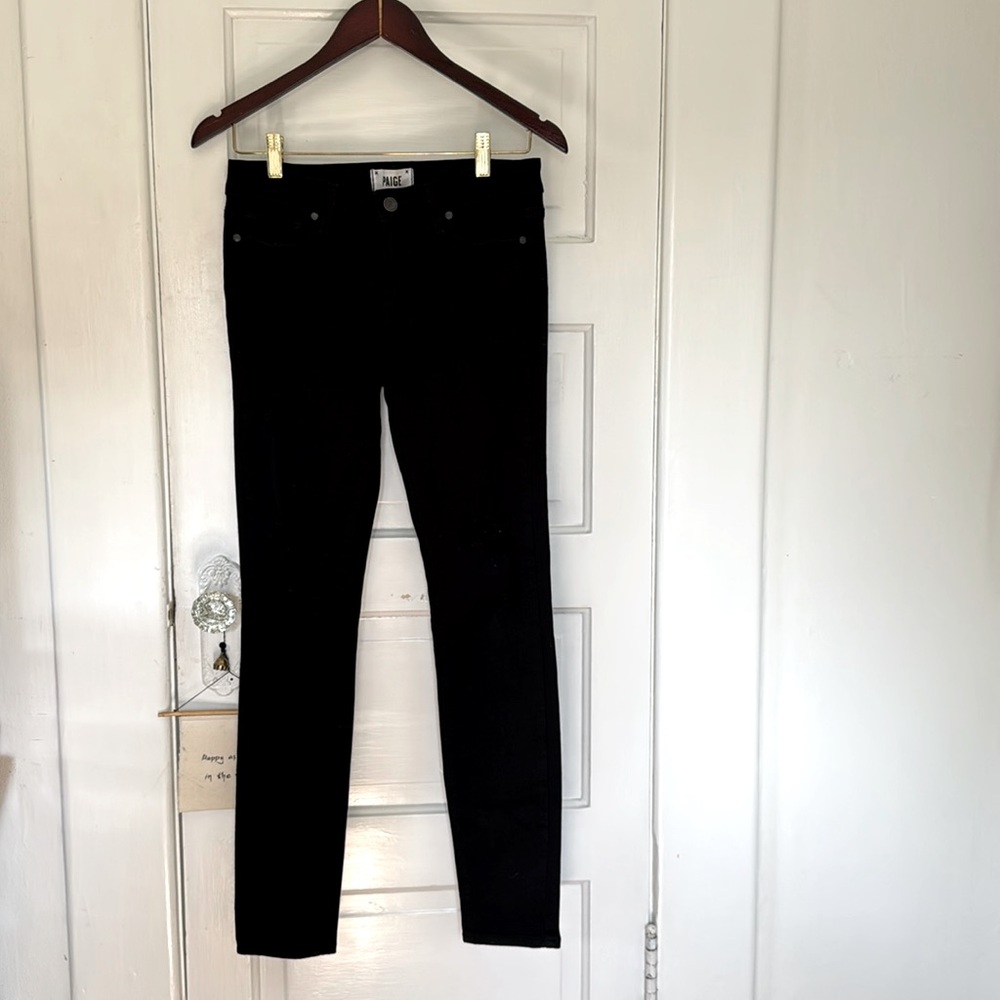 Like new Paige skinny jeans ‘Verdugo’ distressed style